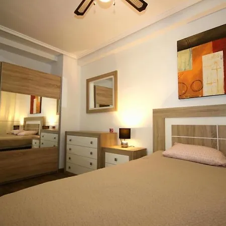 Современный Апартамент С 2 Спальнями В 200М От Пляжа Apartamento *